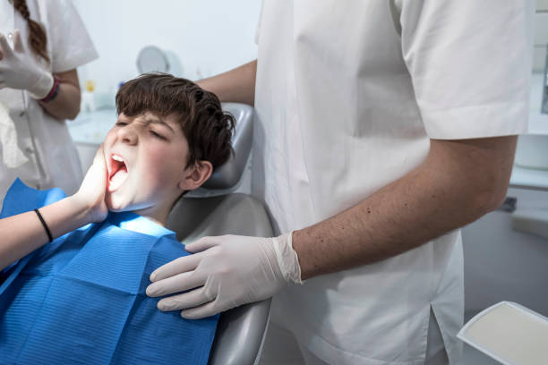 Best Emergency Dentist for Knocked-Out Tooth in Greenfield, IL
